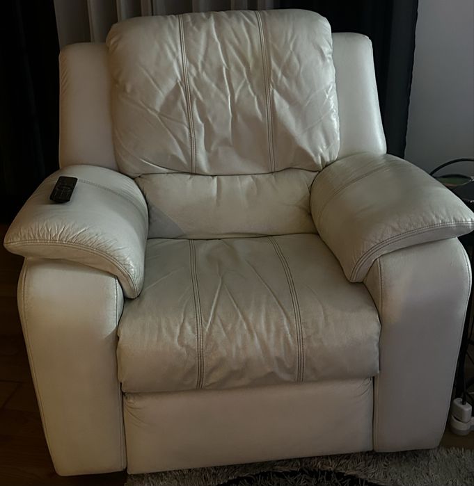 Poltrona elétricamente ajustável