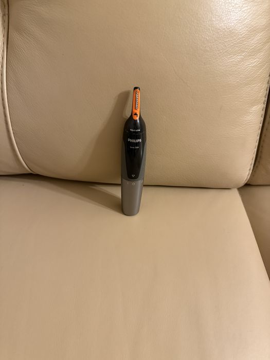 Trymer Philips do brwi, nosa i uszu, Series 3000