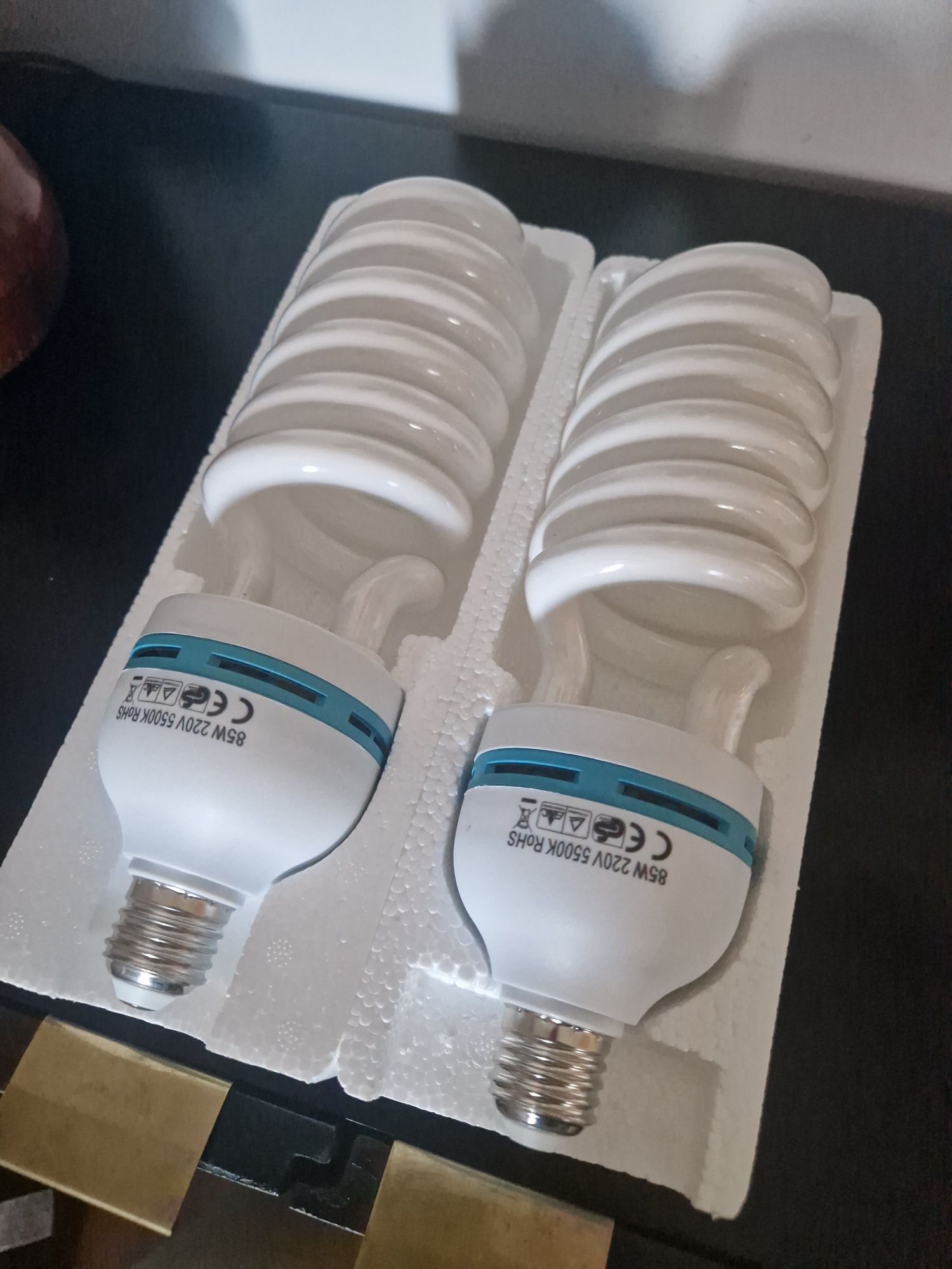 2 lâmpadas 85w 5500k para softbox