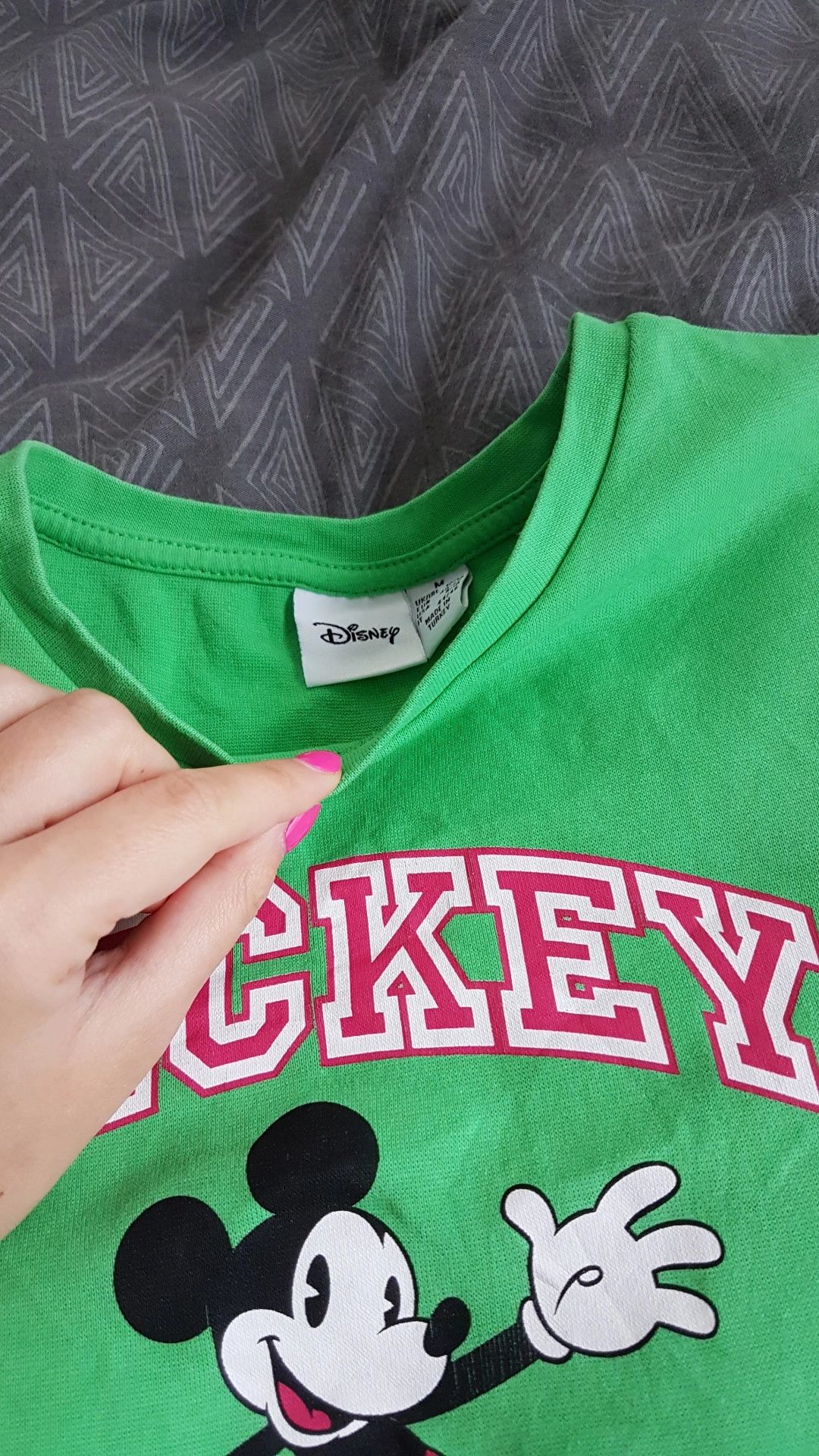 Zielona bluzka disney