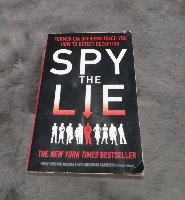 Philip Houston, Mike Floyd, Susan Carnicero - Spy the lie