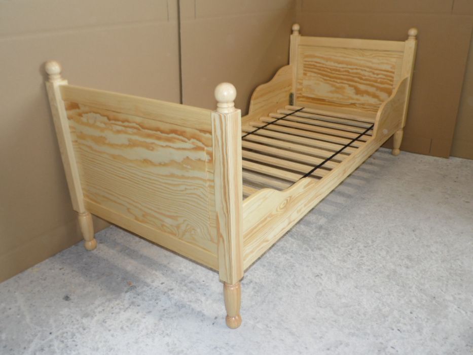 vintage łóżko drewaniane dziecięce 80x180 sosnowe skandynawskie