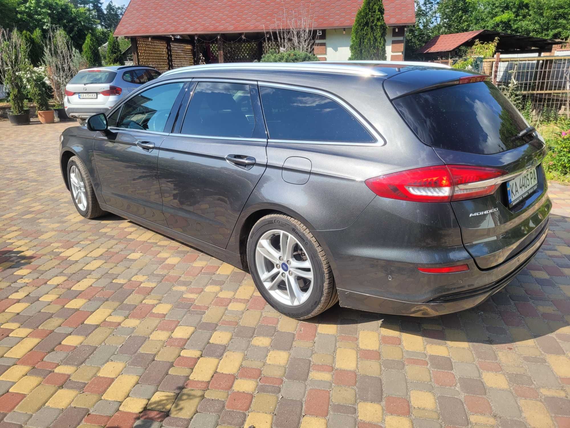 Автомобіль Форд Mondeo
