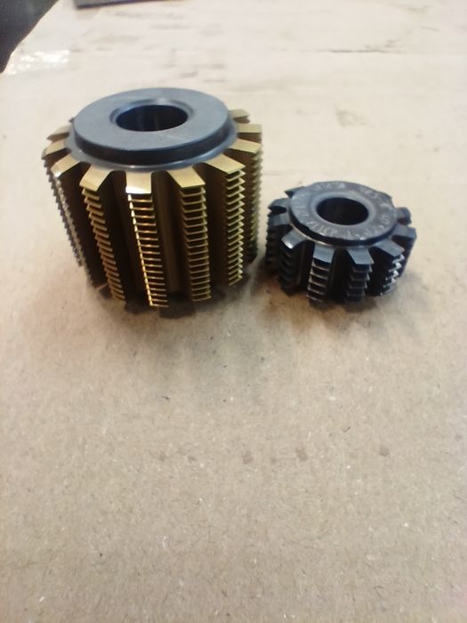 Ostrzenie pił tarczowych, frezów