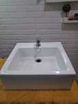 Umywalka nablatowa z bateria