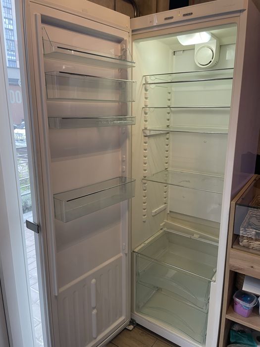 Холодильник Miele