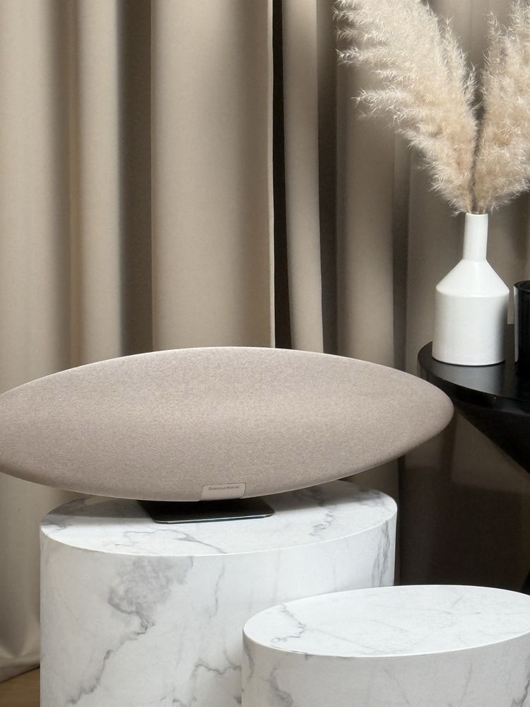 Bowers&Wilkins ZEPPELIN PRO  новий