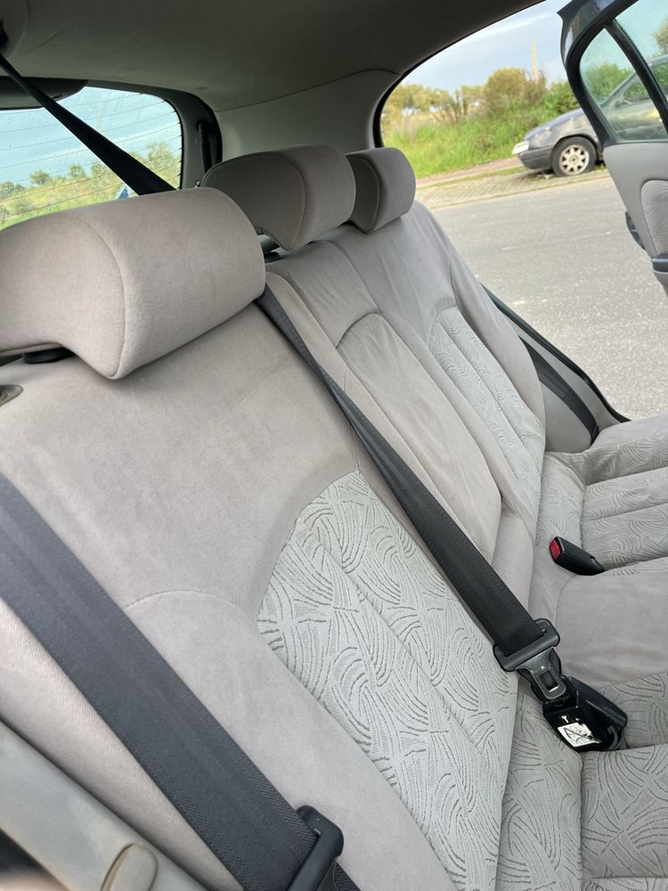 Nissan almera 1.5
