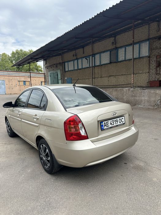 Hyundai Accent 1.6 Автомат газ