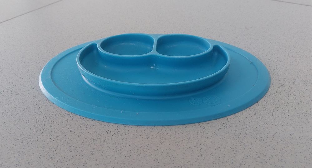 Prato de silicone para refeiçao
