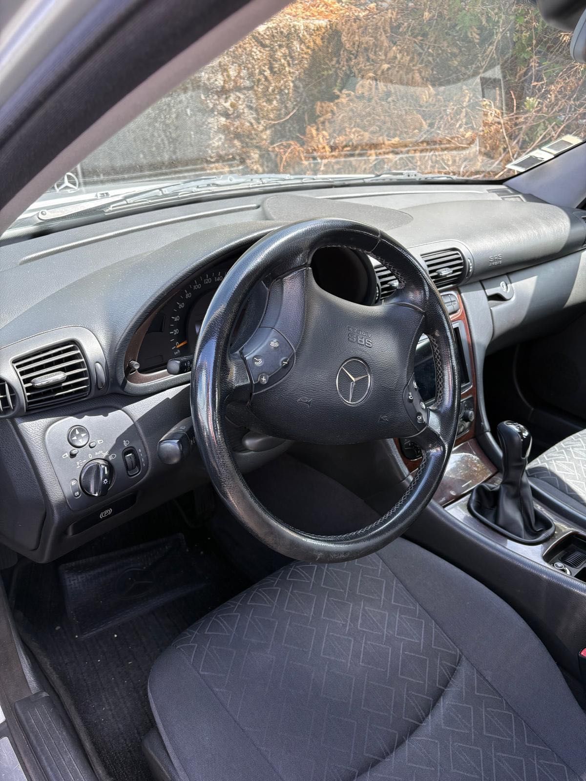 Mercedes-Benz C200 CDI – Excelente Estado