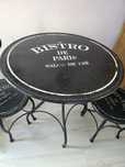Mesa ferro gato preto e 2 cadeiras.