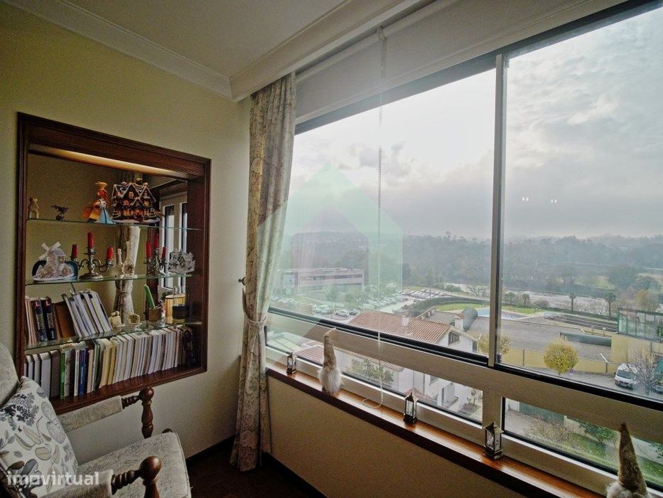 T3 +1 com sótão aproveitado, garagem e vistas para o Rio Cávado - B...