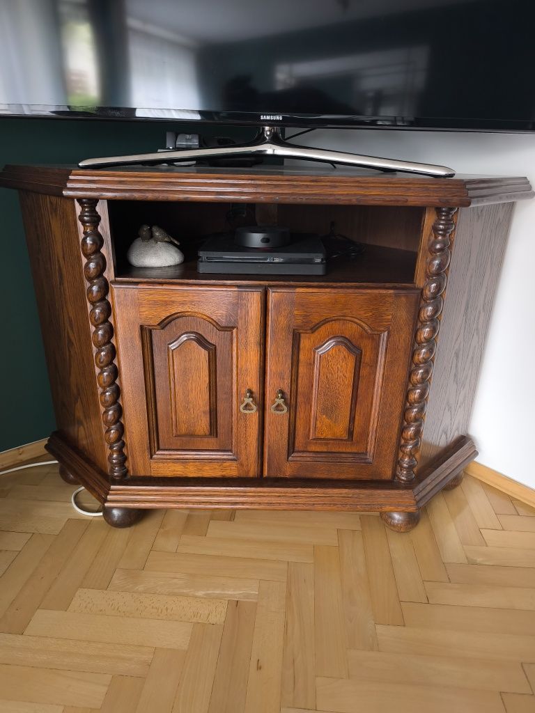 Sprzedam komplet eleganckich mebli drewnianych w idealnym stanie