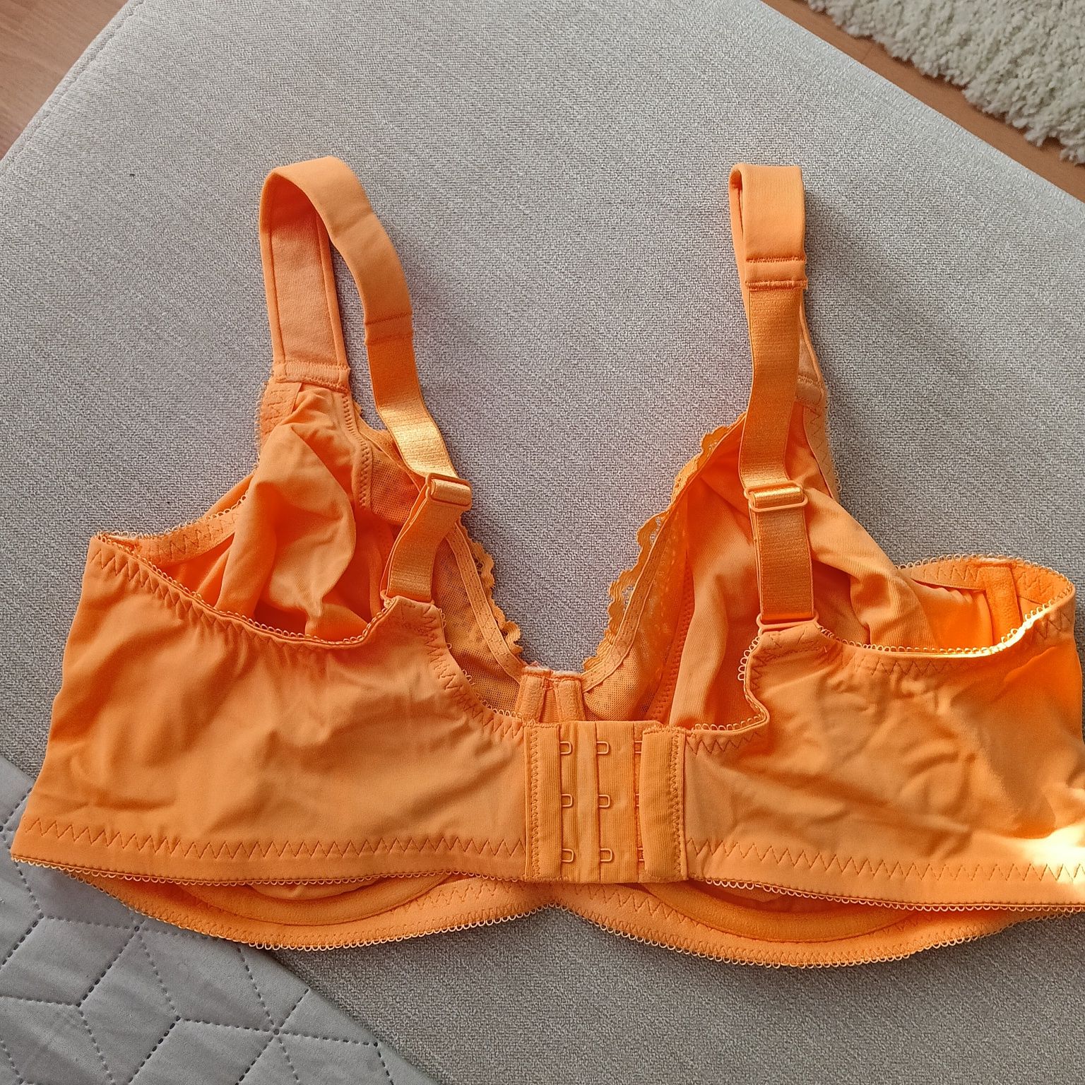 Bonprix nowy biustonosz 90 d