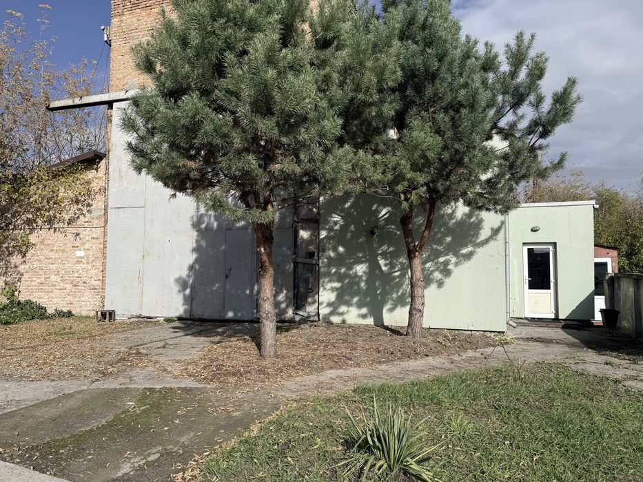 Здається в оренду склад з офісними та побутовими приміщеннями під виро