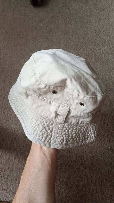 Czapka kapelusz z daszkiem bucket hat na wiosnę lato