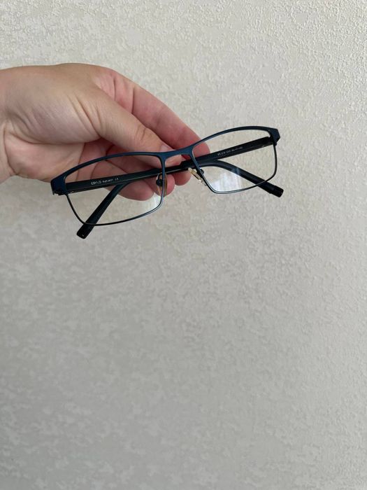 Продам окуляри для зору