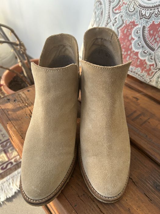 Botins em pele da Springfield