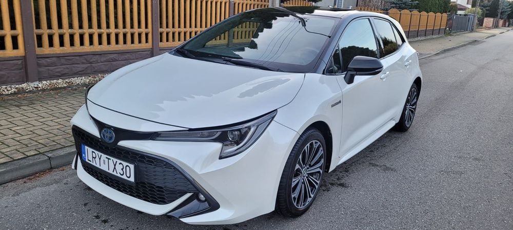 Tojota Corolla 1.8 hybryda