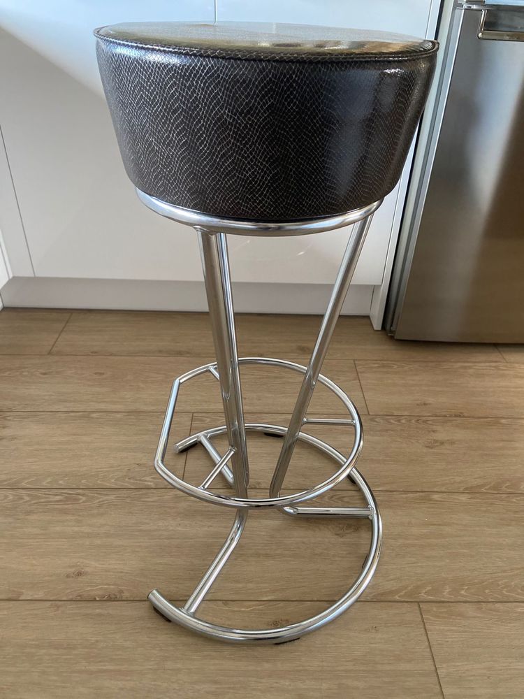 Hoker, Taboret Pinakolada
