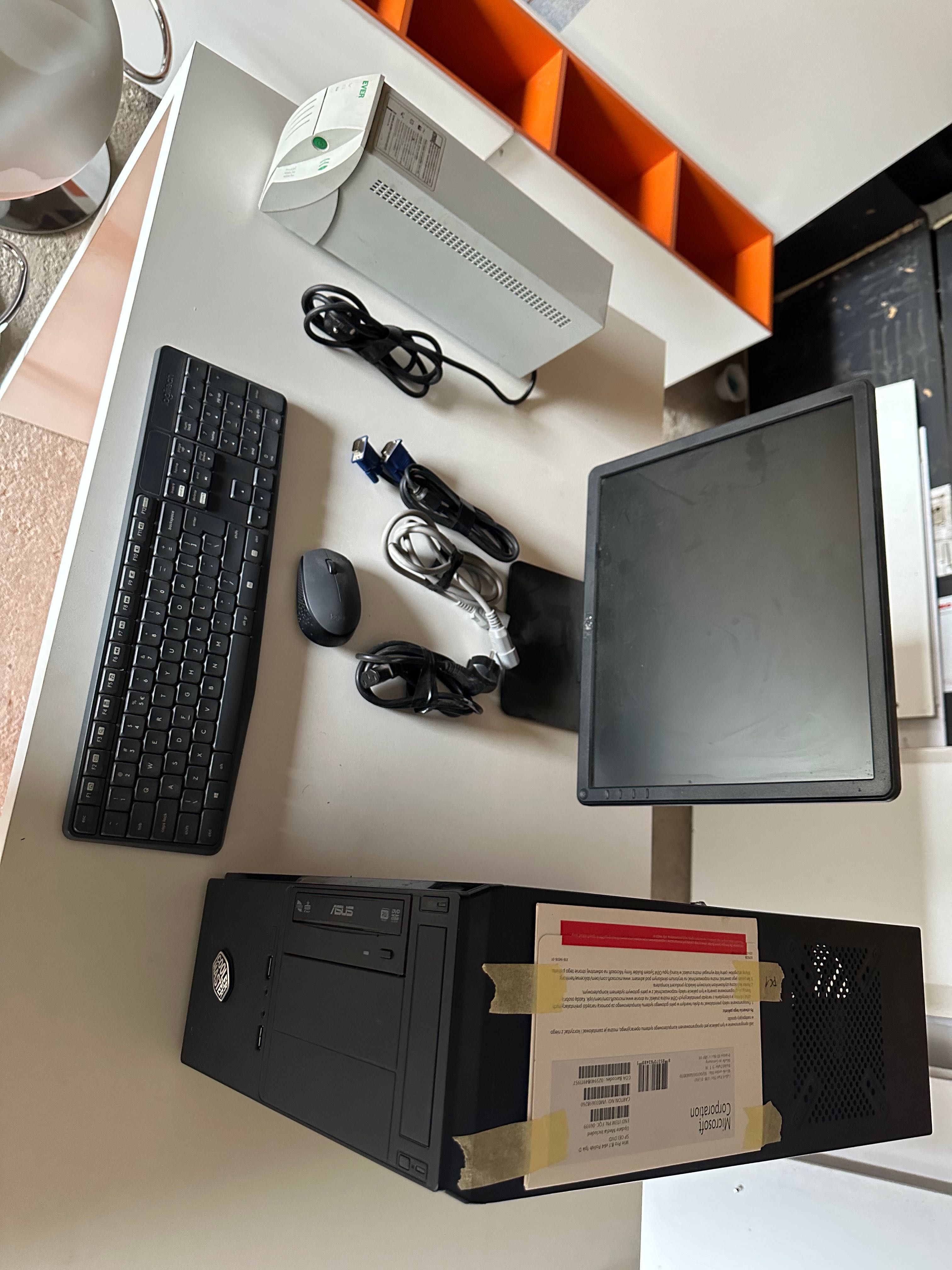 komputer do biura sklepu zestaw monitor klawiatura mysz ups
