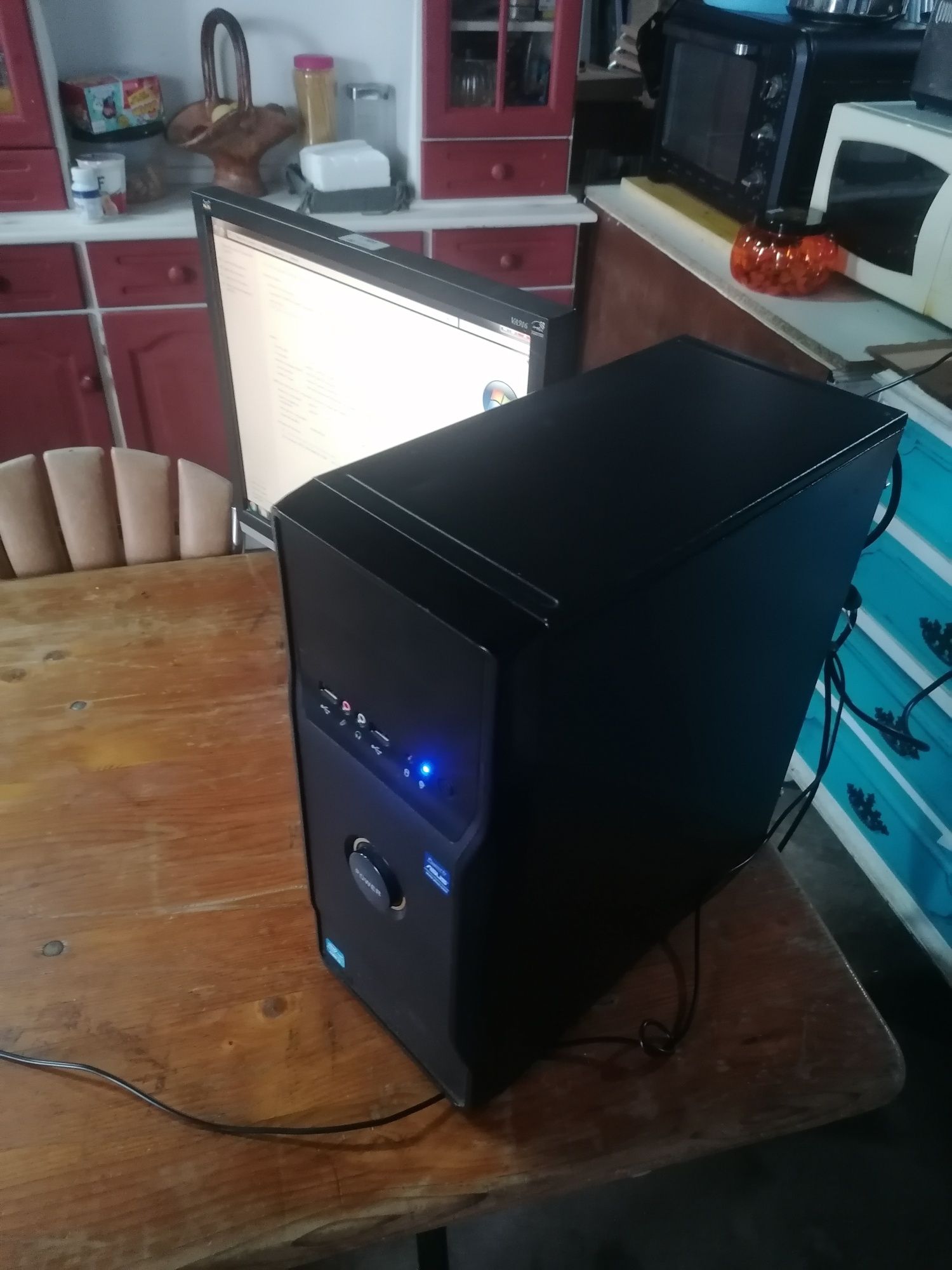 Computador i3 + Ecrã