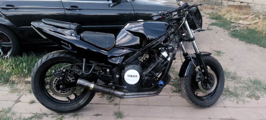 Продам мотоцикл Yamaha Fz750