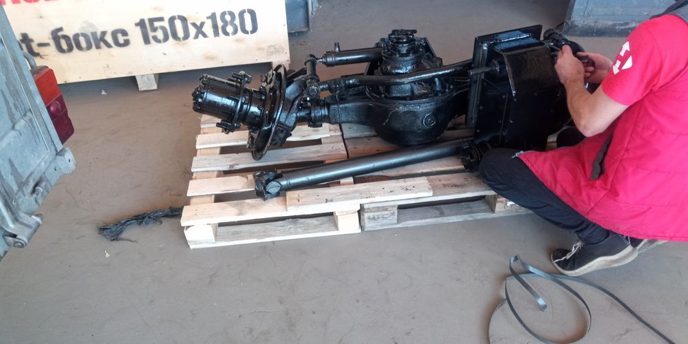 Передний ведучий мост МТЗ ЮМЗ з ГАЗ66 Т-40 та роздатка