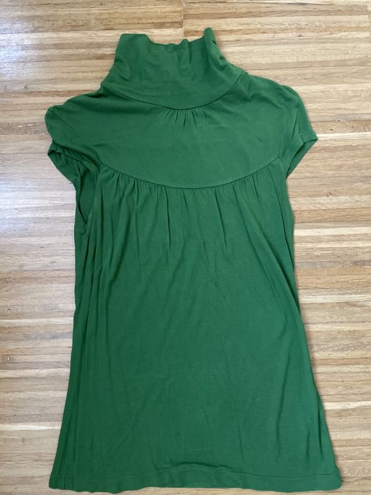 Blusas e T-shirts Mango, ZARA, Bershka-NOVAS PEÇAS