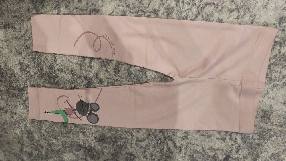 Nowe getryna dziewczynkę