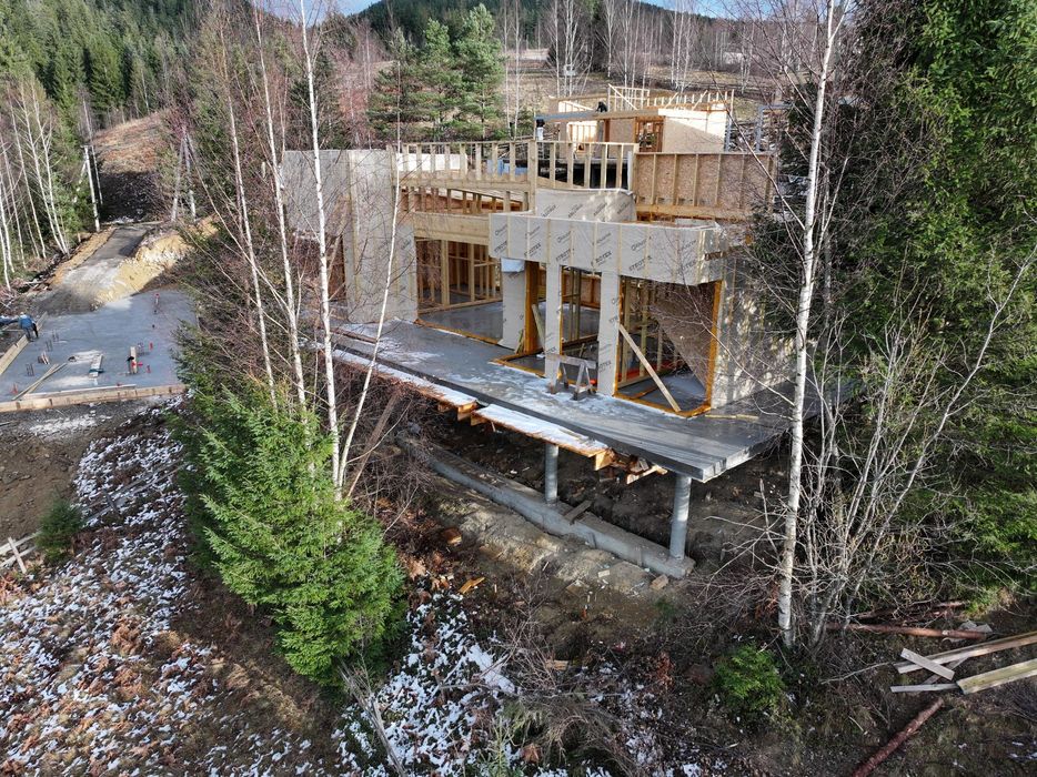 Продається котедж 156 м² у Карпатах.