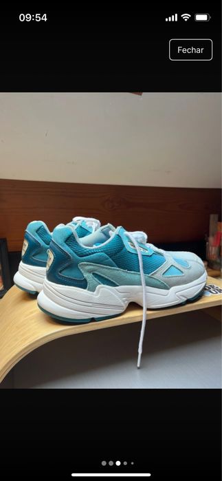 Adidas Falcon degradê azul