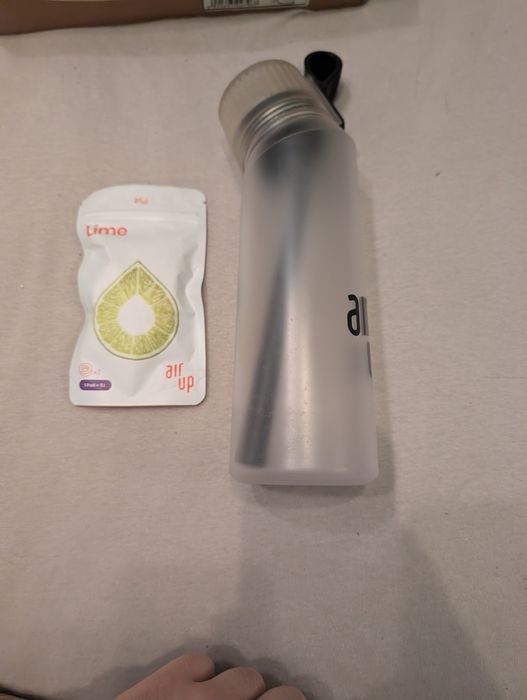 Butelka na wodę air up