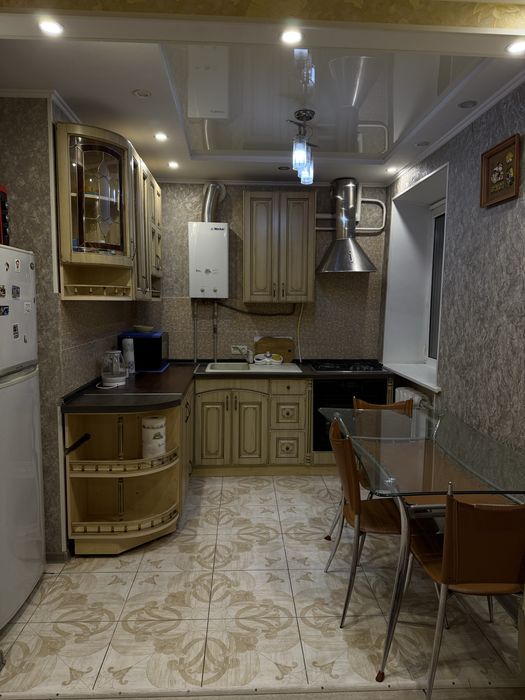 Здається 2-х кімнатна квартира, подобово Словʼянськ