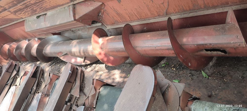 Комбайн Нива СК 5 під розбір або відновлення