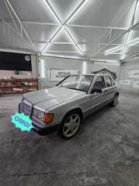 Mercedes 190 2.5 (1988/11)