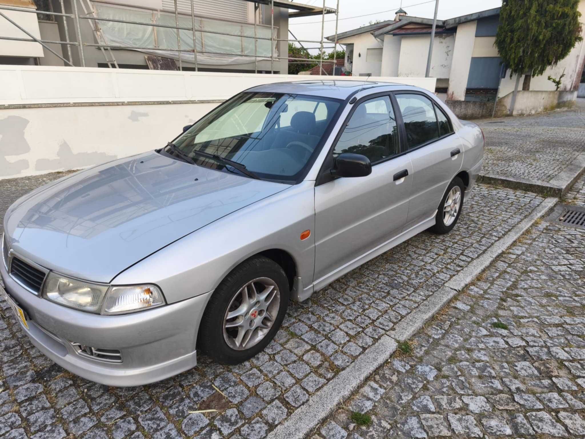 Mitsubishi Lancer