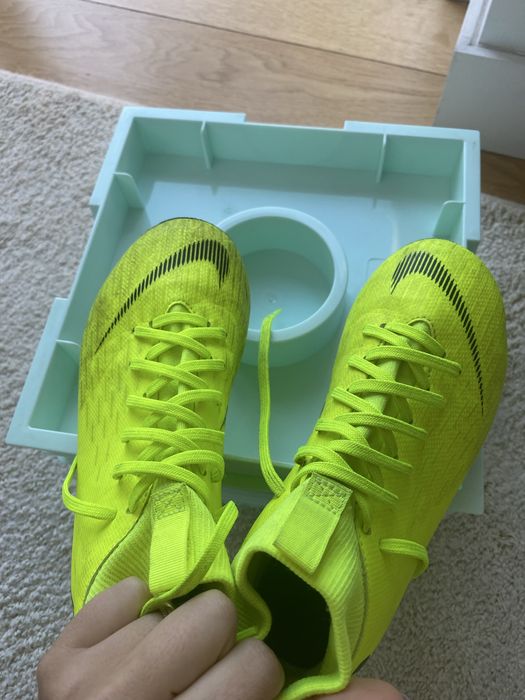 Chuteiras Nike 32