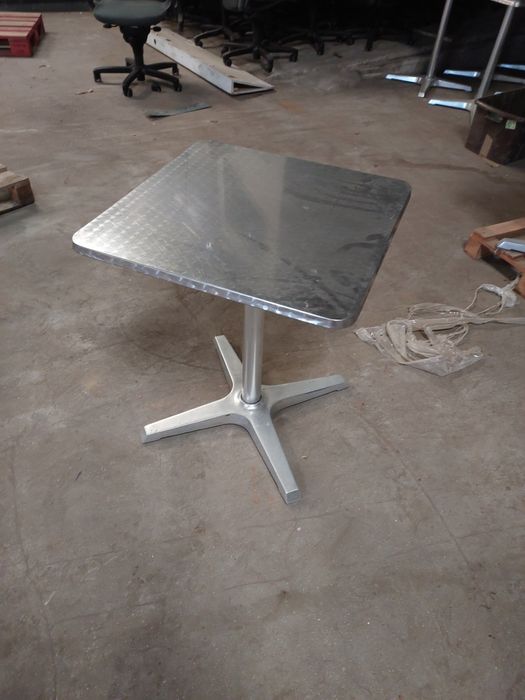 Mesa (em otimo estado)