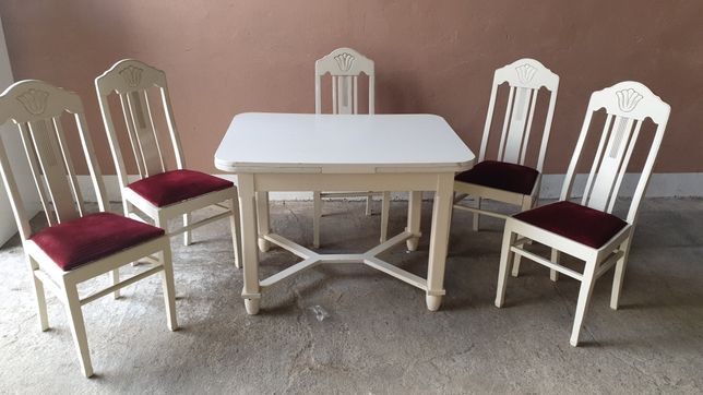 Secesyjny Stół z 5 Krzesłami