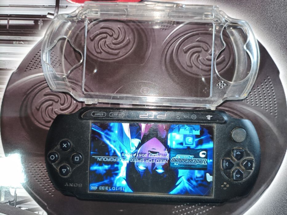 Продам приставку psp