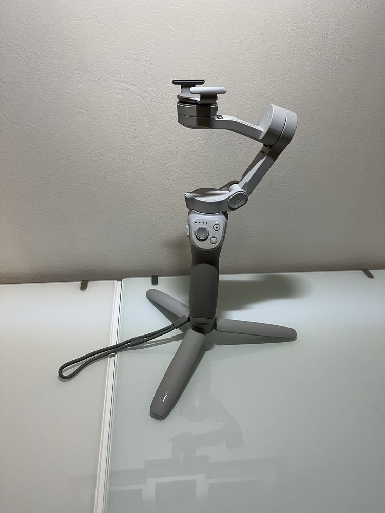 Dji osmo mobile 4 como novo
