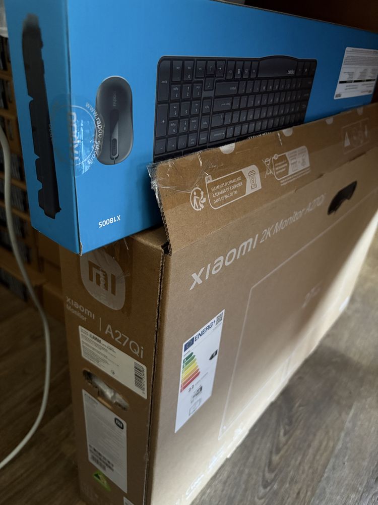 Продам macmini m1 8/512 з монітором Mi