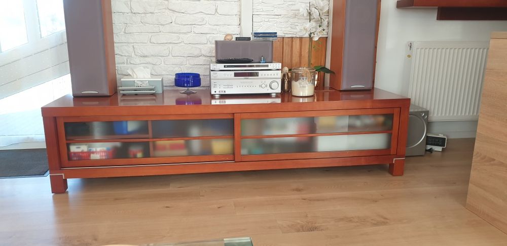 Komoda plus podświetlana półka kpl