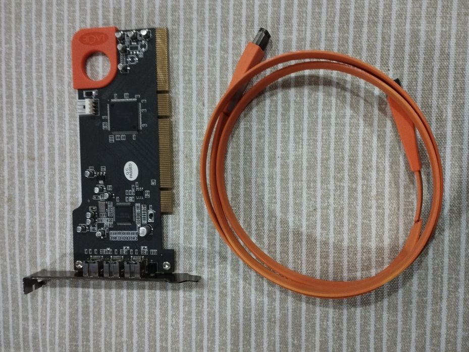Lacie FW800 PCI FireWire Card with 3 Ports64729875466243122