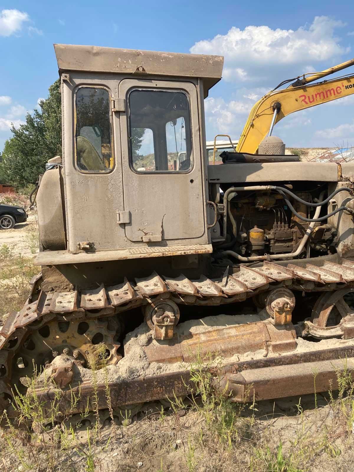 Бульдозер ЧТЗ Т-130
