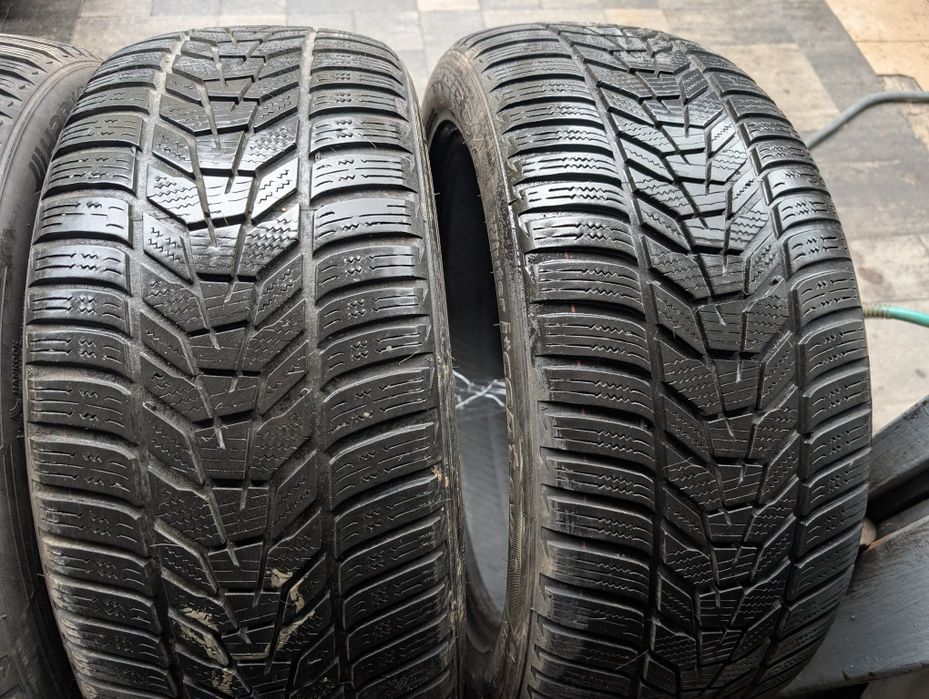 Зимняя резина 225/50 R18 Hankook Icept evo3