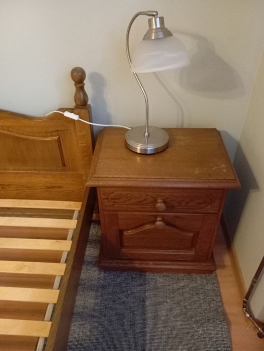 Sprzedam dębowe łóżko 180x200