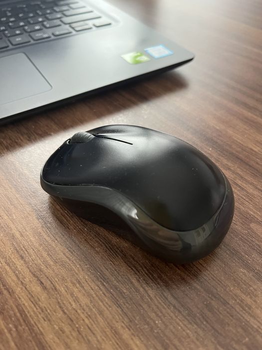 Бездротова мишка Logitech M185